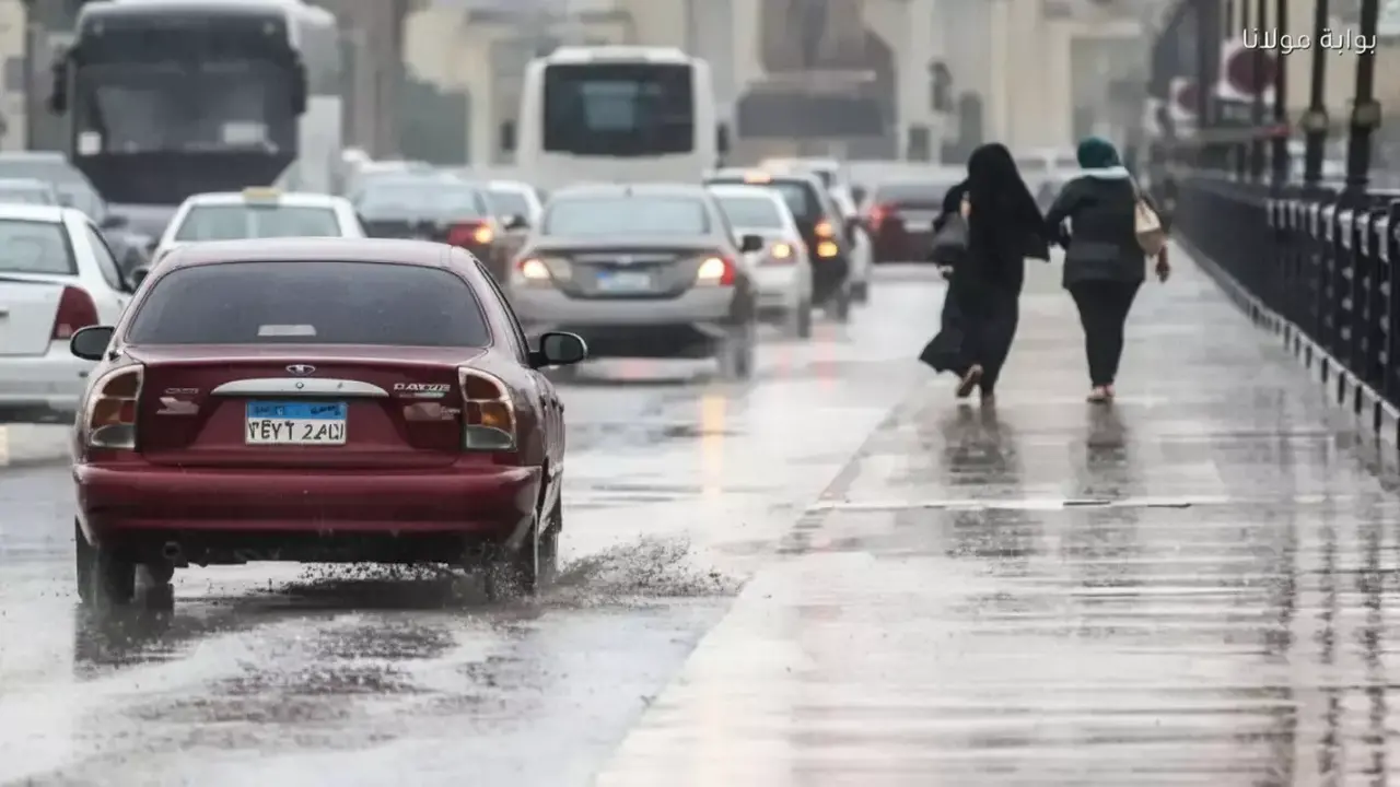 الأرصاد تحذر من رياح بسرعة 26 عقدة وأمواج بارتفاع 8 أقدام بالسواحل